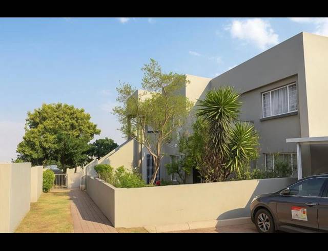 2 BEDROOM PROPERTY TO RENT IN HALFWAY GARDENS